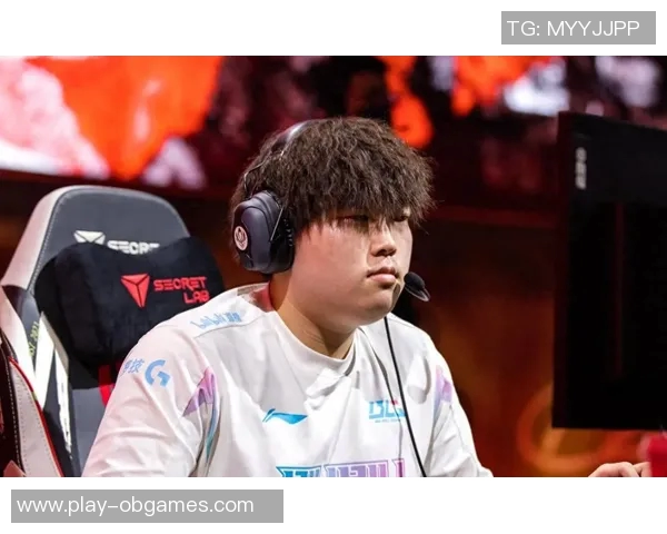 电竞新闻赛后复盘BLG与WE对决中的战术灵活性与应变能力分析